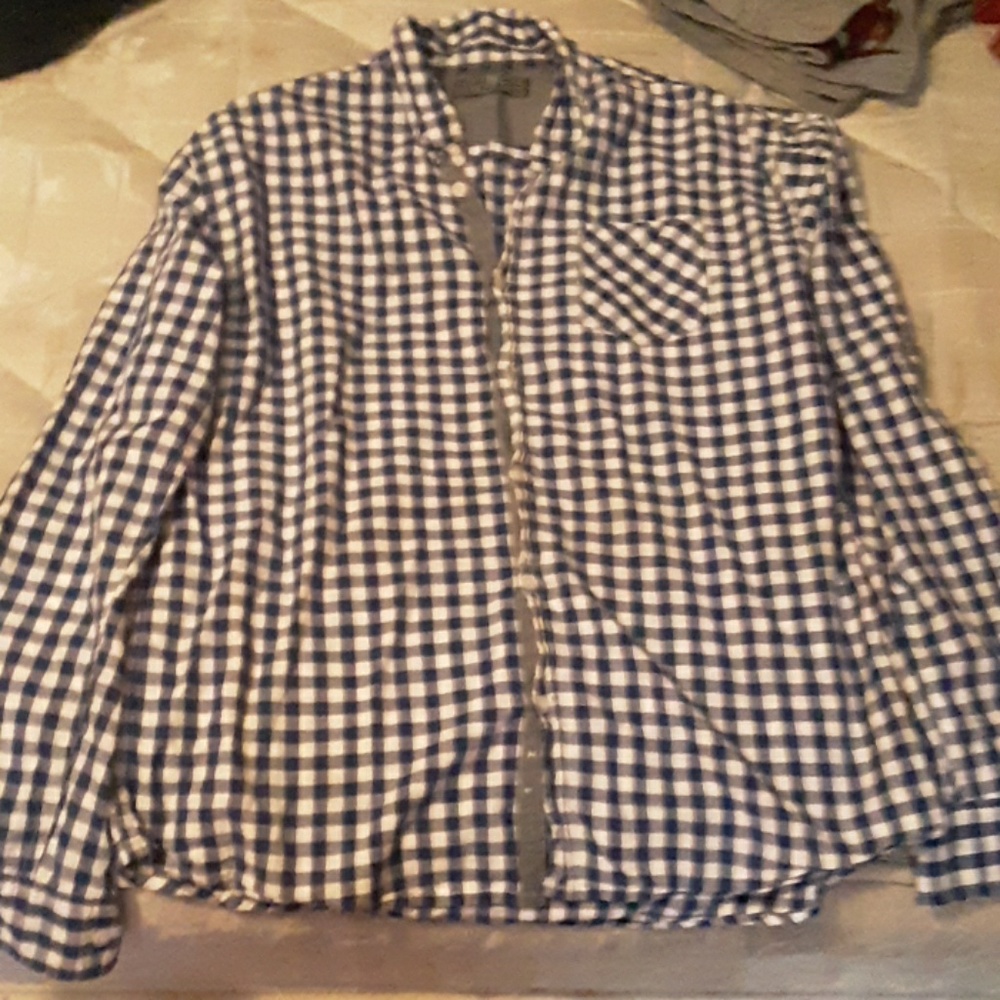 Massive apparel button up shirt